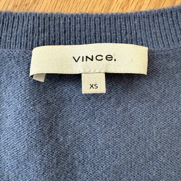 VINCE 100% Cashmere Weekend V-Neck Cashmere Sweater in Arroyo Blue Size XS - Picture 4 of 9